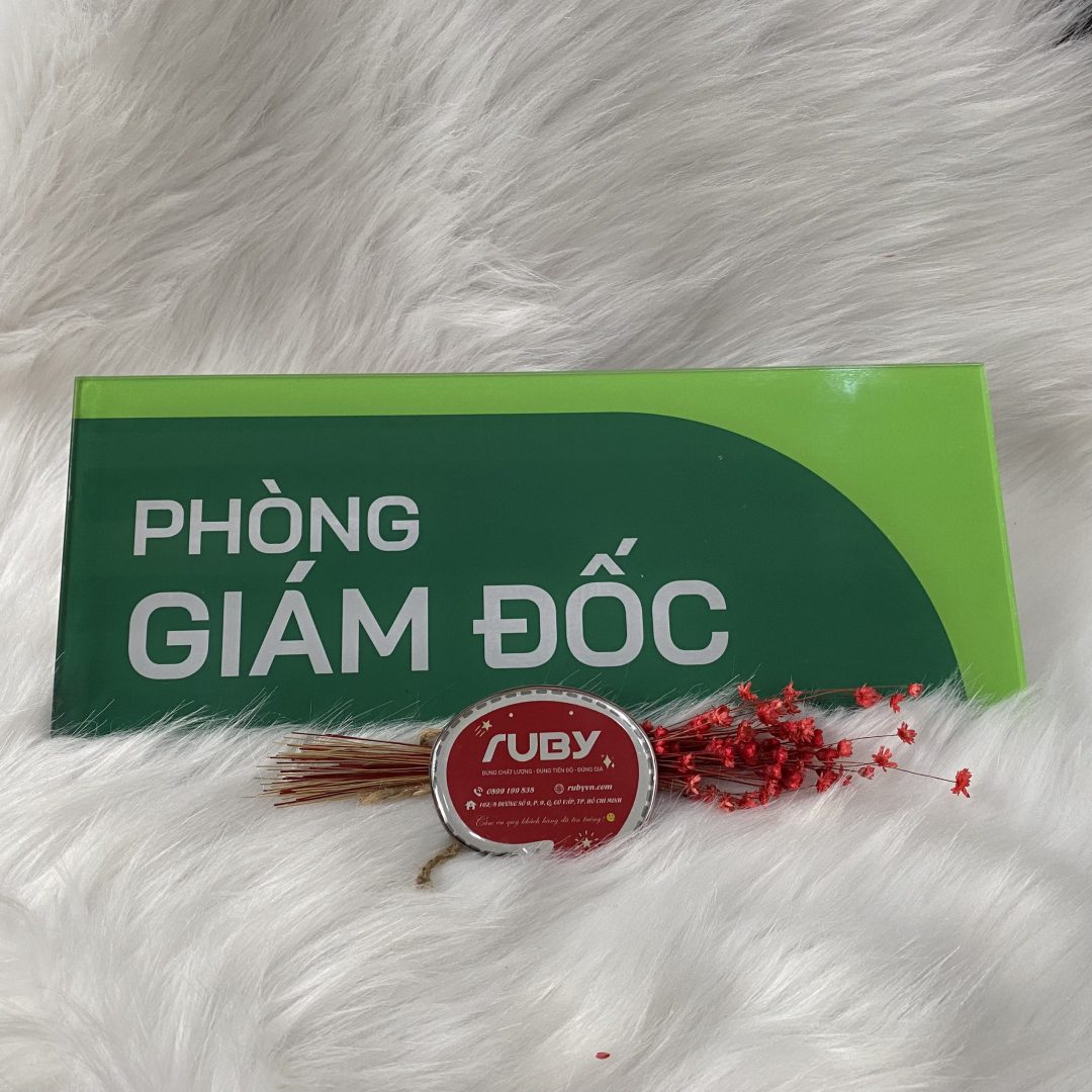 Bảng tên phòng ban, văn phòng bằng mica kích thước theo yêu cầu
