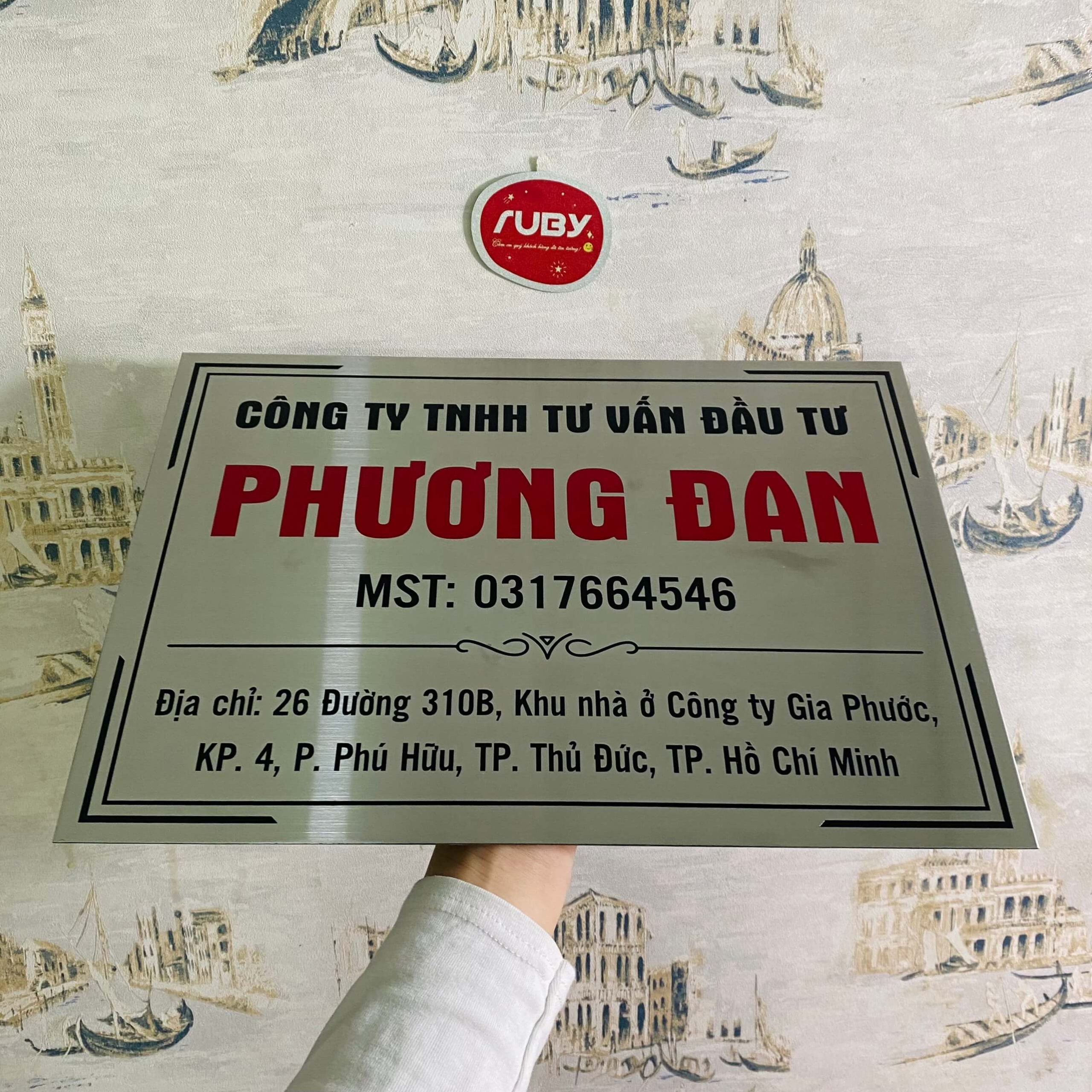 Thiết Kế & Làm Bảng Hiệu Công Ty Chuyên Nghiệp