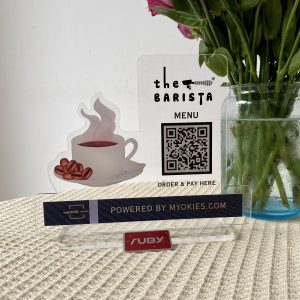 kệ QR mica trong in logo quán cà phê theo yêu cầu – mẫu The Barista