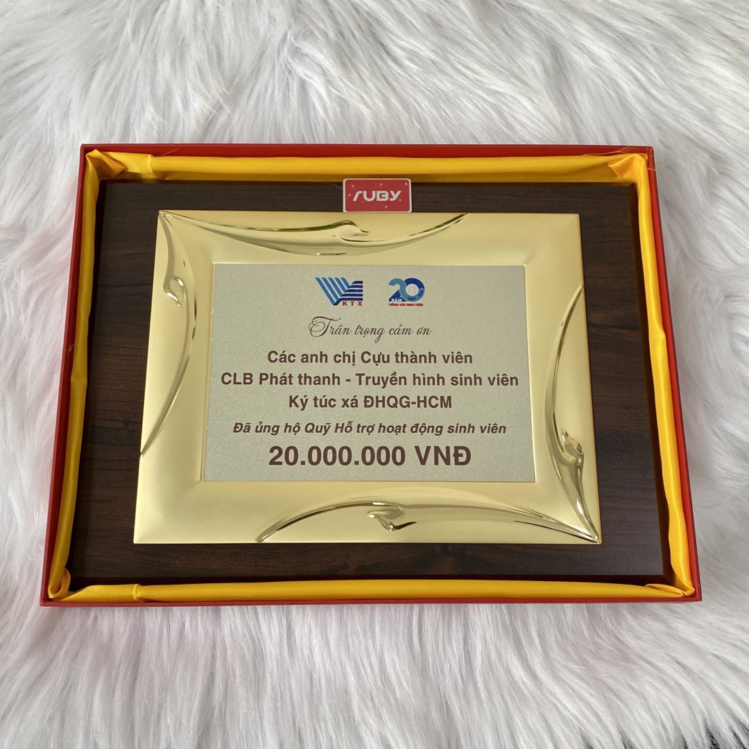 Mẫu bảng vinh danh sang trọng
